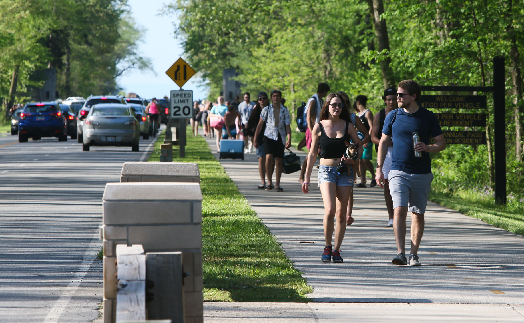 Crowds head to the Dunes National Park